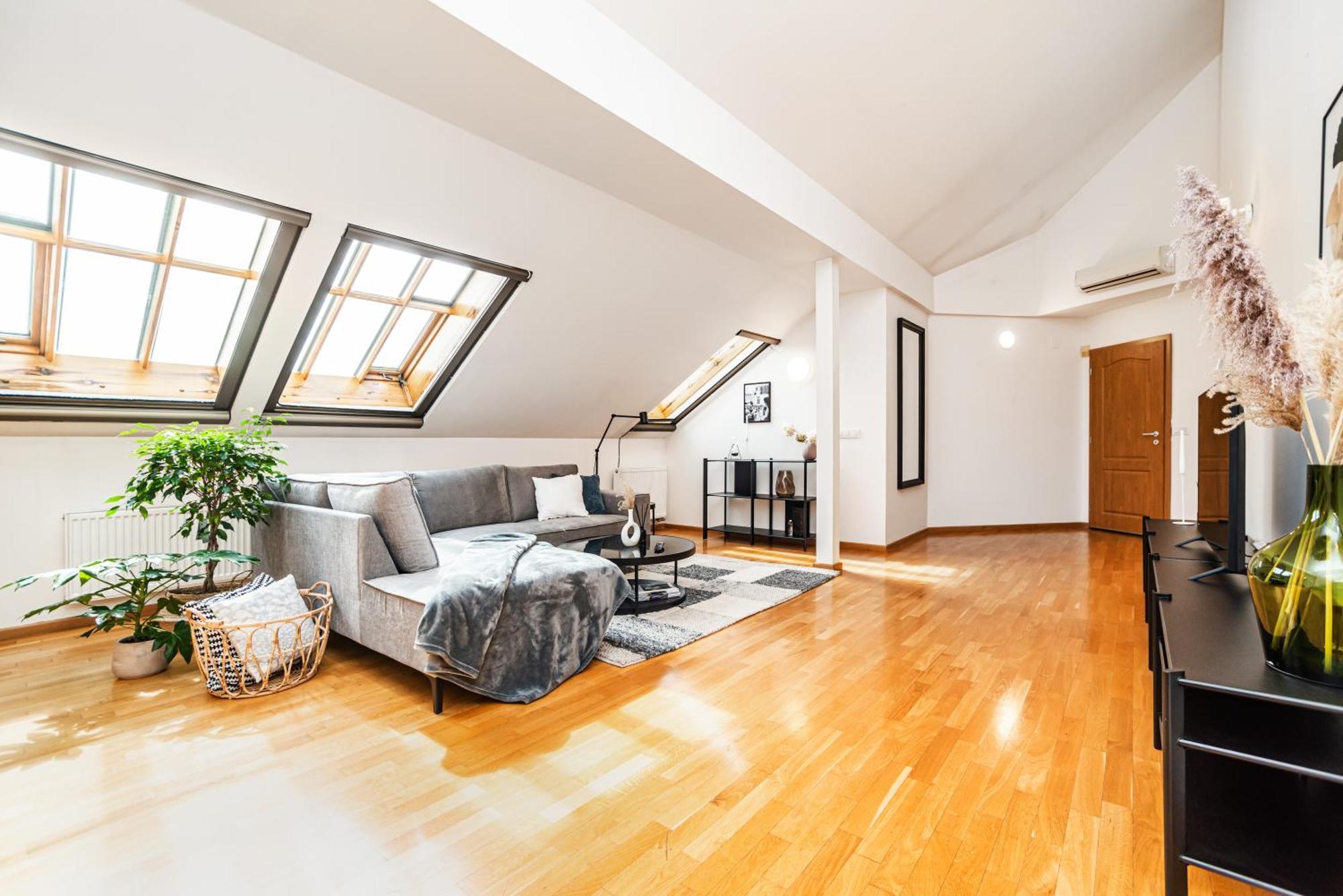 Apartment Lavish And Chic Duplex Prague